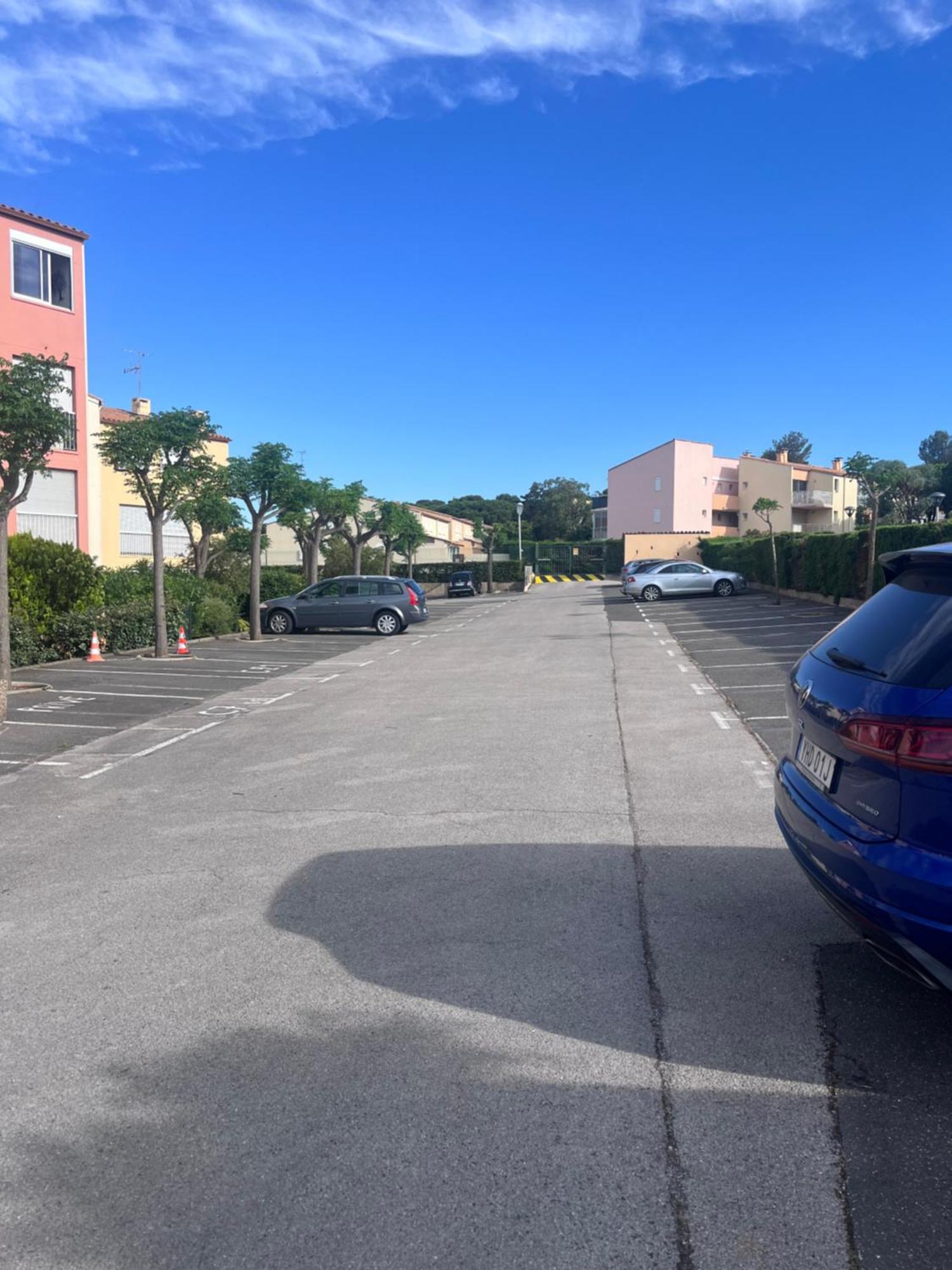 En Avec Parking * Agde